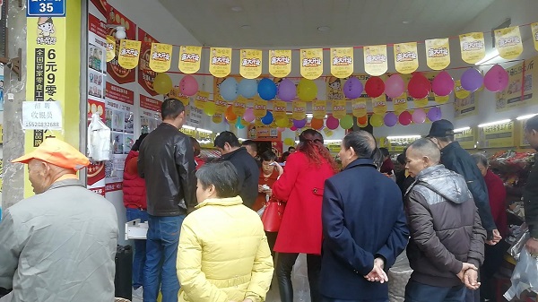 如何對零食店加盟品牌進行實地考察？