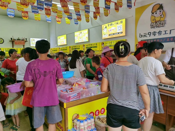 為什么佛山投資者愿意加盟品牌零食店？