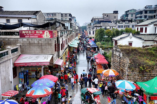 潮州加盟零食店連鎖怎么樣？賺錢(qián)嗎？