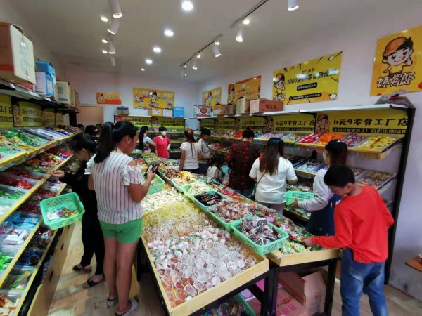 自己開一家30平米的零食店，如何選擇合適的貨架？